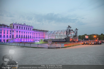 Sommernachtskonzert 2018 - Schloss Schönbrunn - Do 31.05.2018 - Schloss Schönbrunn beleuchtet und Bühne46