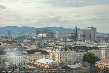 Urban Decay - Born to Run - Hilton Vienna Hotel - Do 05.07.2018 - Blick über WIEN, Panorama, 1. und 2. Bezirk, NEWS-Tower8