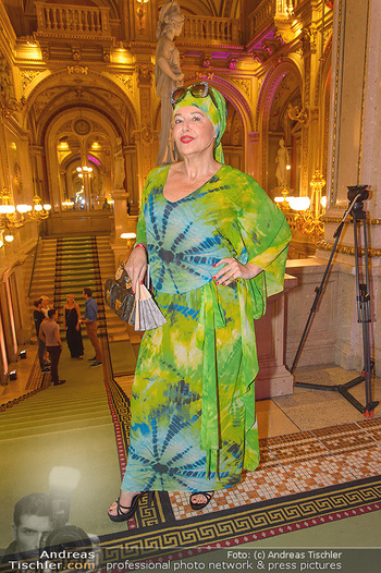 Fashion CheckIn - Wiener Staatsoper - So 08.07.2018 - Andrea BUDAY31