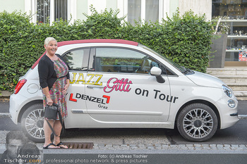 Geburtstag Pichowetz und Baumgartner - Marchfelderhof - Di 24.07.2018 - Jazz GITTI mit ihrem Auto23