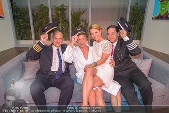 Premiere Boeing Boeing - Stadttheater Berndorf - Do 02.08.2018 - Kristina SPRENGER mit Piloten Cleemns MATZKA, Julian LOIDL, Chri3