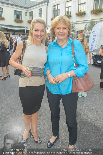Runway Fashion Show - Kattus Sektkellerei - Do 06.09.2018 - Erika SUESS, Gabriele ZUNA-KRATKY28