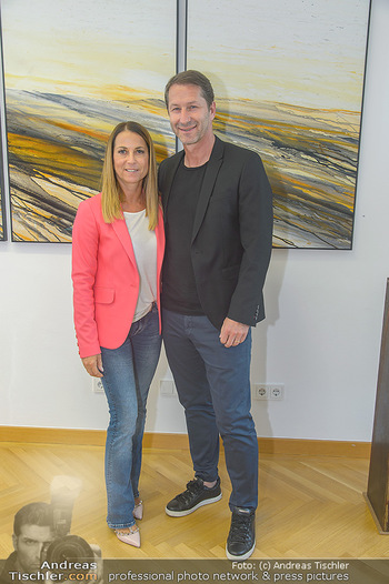 Kinder Zahnklinik Opening - Happy Smile Happy Kids Kinderzahnklinik - Do 20.09.2018 - Franco FODA mit Ehefrau Andrea11