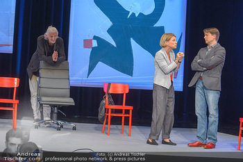 Bühnenfotos Die Wunderübung - Stadttheater Berndorf - So 07.10.2018 - 31