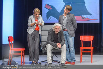 Bühnenfotos Die Wunderübung - Stadttheater Berndorf - So 07.10.2018 - 47