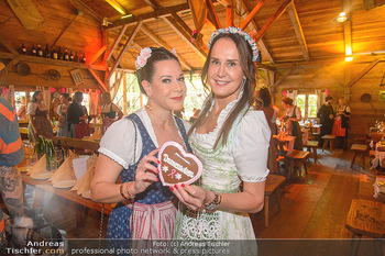 Damenwiesn - Wiener Wiesn, Wien - Do 11.10.2018 - Michaela MEISTER, Maggie ENTENFELLNER32