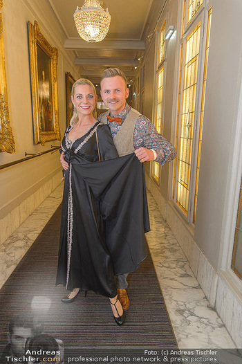 Silvia Schneider Kollektionspräsentation - Hotel Bristol Wien - Di 30.10.2018 - Willi GABALIER mit Ehefrau Christiana (LEUTHNER)77