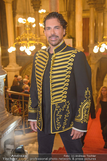Life goes on Gala - Rathaus Wien - Sa 03.11.2018 - Laszlo MALECZKY (Portrait)15