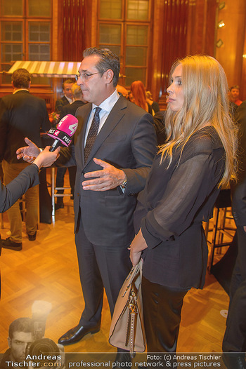 Signa Törggelen - Park Hyatt Wien - Mi 14.11.2018 - HC Heinz Christian STRACHE mit Philippa (schwanger)92