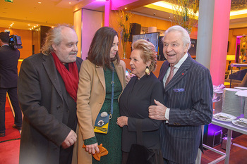 Jeanine Schiller Neujahrscocktail - Hilton am Stadtpark - Di 08.01.2019 - Paulus MANKER, Elisabeth AUER, Harald und Ingeborg SERAFIN29