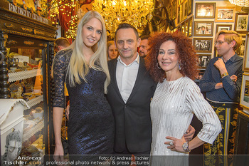 Künstler Neujahrsempfang - Marchfelderhof - Mi 09.01.2019 - Christina LUGNER, Heimo TURIN mit Freundin Beatrice KÖRMER1