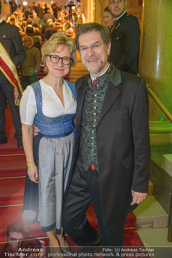 Steirerball - Hofburg Wien - Fr 11.01.2019 - Andreas ZAKOSTELSKY mit Ehefrau Eva5