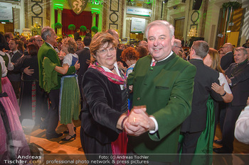 Steirerball - Hofburg Wien - Fr 11.01.2019 - Hermann SCHÜTZENHÖFER mit Ehefrau Marianne69