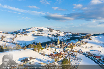 Österreich in Farben - Oberösterreich - Do 17.01.2019 - Maria Neustift bei Sonnenaufgang Luftbild Winter, Dort mit Kirch17