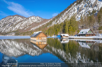 Österreich in Farben - Oberösterreich - Do 17.01.2019 - Seehütte Fischerhütte Bootshaus am Almsee, Almtal, blauer Himm28