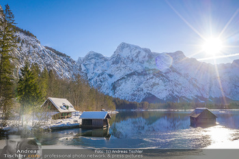 Österreich in Farben - Oberösterreich - Do 17.01.2019 - Seehütte Fischerhütte Bootshaus am Almsee, Almtal, blauer Himm29