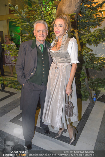 Jägerball - Hofbur - Mo 28.01.2019 - Christian und Ekaterina MUCHA81