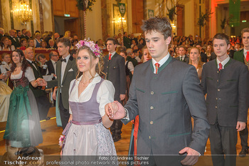 Jägerball - Hofbur - Mo 28.01.2019 - Anna MIKL mit Tanzpartner Fabian191