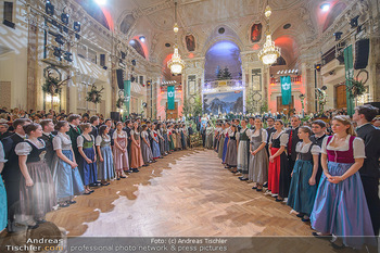 Jägerball - Hofbur - Mo 28.01.2019 - Balleröffnung, Tänzer in Tracht, Dirndl226