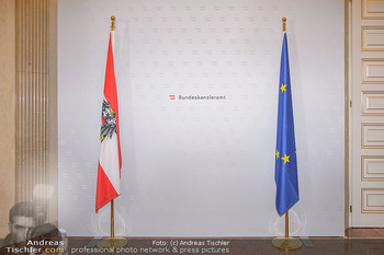 Schwarzenegger trifft Kurz - Bundeskanzleramt - Di 29.01.2019 - Fotokulisse im Bundekanzleramt mit Österreichfahne und EU-Fahne10