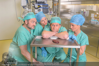 Fotoshooting zu ´Die Niere´ - Krankenhaus - Mo 18.02.2019 - Kristina SPRENGER, Doris HINDINGER, Alexander JAGSCH, Martin LEU47