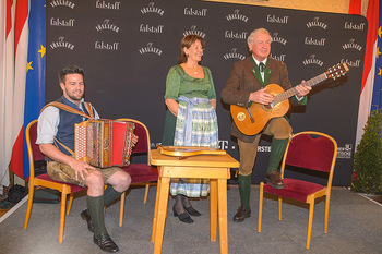 Falstaff Guide Präsentation - Rathaus Wien - Mo 25.02.2019 - Familie Magdalena, Balthasar und Johannes HAUSER musizieren95