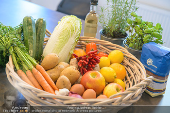 Fotoshooting Silvia Schneider - Div. Locations Österreich - Mo 25.02.2019 - Obst, Gemüse, Zutaten für gesundes Essen, Zitronen, Karotten, 25