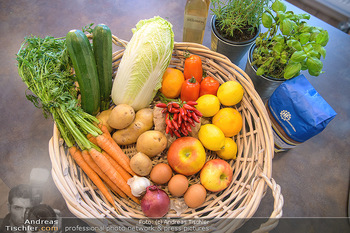 Fotoshooting Silvia Schneider - Div. Locations Österreich - Mo 25.02.2019 - Obst, Gemüse, Zutaten für gesundes Essen, Zitronen, Karotten, 27