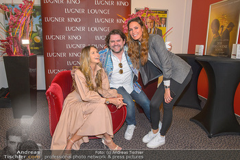 Elle MacPherson PK und Autogrammstunde - Grand Hotel und Lugner City - Mi 27.02.2019 - 53