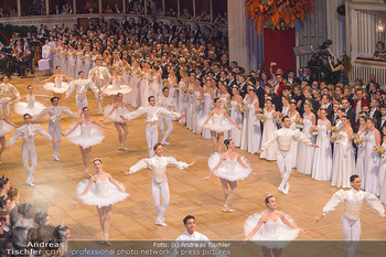 Opernball 2019 - Das Fest - Wiener Staatsoper - Do 28.02.2019 - Balett bei der Eröffnung34
