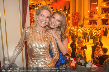 Opernball 2019 - Das Fest - Wiener Staatsoper - Do 28.02.2019 - Victoria SWARVOSKI mit Mutter Alexandra190