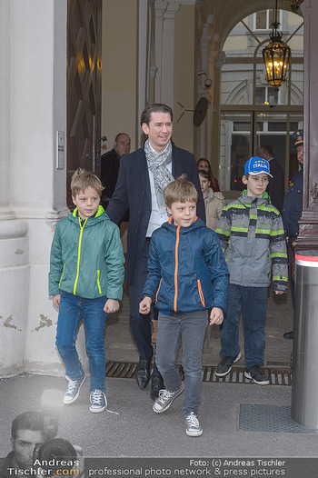 Masters of Dirt meets Bundeskanzler Sebastian Kurz - Bundeskanzleramt, Ballhausplatz, Wien - Do 14.03.2019 - Sebastian KURZ, Georg FECHTER14