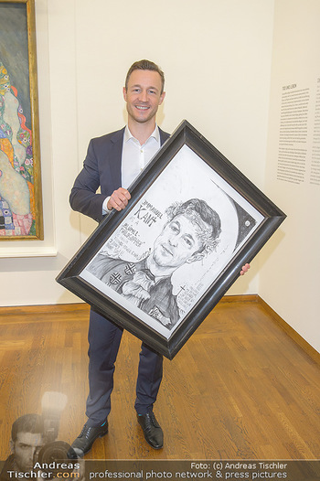 Ausstellungseröffnung Wien um 1900 - Leopold Museum - Fr 15.03.2019 - Gernot BLÜMEL mit seinem Selbstportrait34