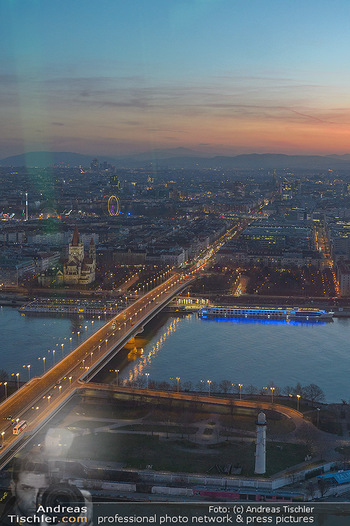 Spusu office Erweiterung - DC Tower 1 Wien - Do 21.03.2019 - Ausblick vom 39. Stock des DC Tower 1 über Wien bei Sonnenunter27