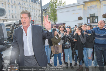 David Hasselhoff für Admiral PK - Novomatic Forum, Wien - Di 09.04.2019 - David HASSELHOFF begrüßt Fans, Touristen18