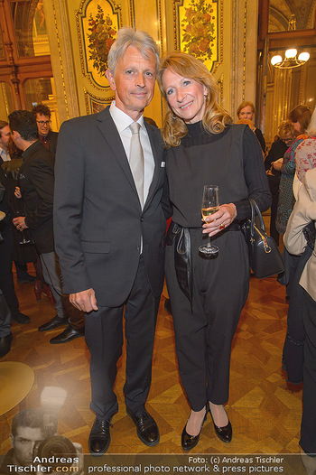 Filmpremiere ´Backstage Wiener Staatsoper´ - Wiener Staatsoper - So 28.04.2019 - Elisabeth und Benedikt KOBEL14