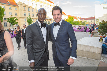 Duftstars Awards - MQ Halle E, Wien - Do 02.05.2019 - Papis LOVEDAY, Daniel SERAFIN55