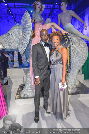 Duftstars Awards - MQ Halle E, Wien - Do 02.05.2019 - Arabella KIESBAUER, Papis LOVEDAY241