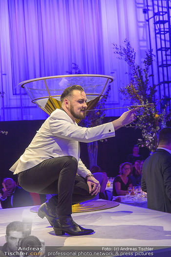 Duftstars Awards - MQ Halle E, Wien - Do 02.05.2019 - Schwertschlucker278