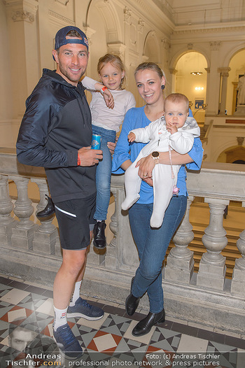 Wings4life world run - Universität Wien - So 05.05.2019 - Familie Benjamin KARL mit Ehefrau Nina und Kindern Benina und Pi13