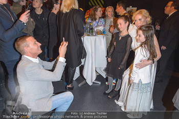 Dancing Stars Finale - ORF Zentrum - Sa 11.05.2019 - Stefan PETZNER fotografiert Carina SARKISSOVA auf der Aftershowp65