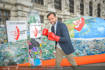 Schwarzenegger für SodaStream - Hofburg Wien - So 26.05.2019 - Ferdinand BARCKHAHN8