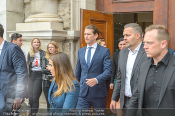 Schwarzenegger für SodaStream - Hofburg Wien - So 26.05.2019 - Sebastian KURZ verlässt unmittelbar nach dem Misstrauensvotum d23