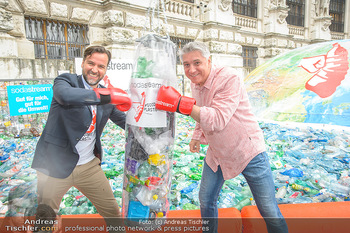 Schwarzenegger für SodaStream - Hofburg Wien - So 26.05.2019 - Werner BOOTE, Ferdinand BARCKHAHN59