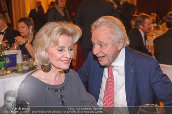 emba Awards 2019 - Casino Baden - Di 28.05.2019 - Elisabeth GÜRTLER, Harald SERAFIN104