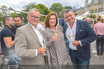 Hill Lounge Opening - Rathaus Wien - Di 09.07.2019 - Andi Andreas WOJTA mit Ehefrau Gabi, Hans NIESSL11