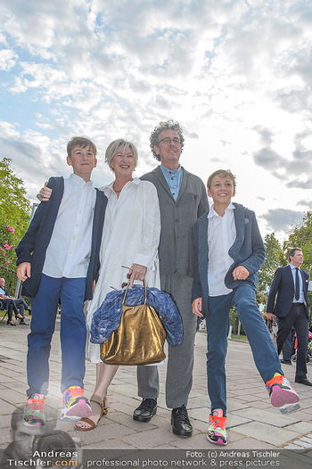 Das Land des Lächelns Premiere - Seefestspiele Mörbisch - Do 11.07.2019 - Walter und Eveyln ESELBÖCK mit Franz-Ferdinand und August28