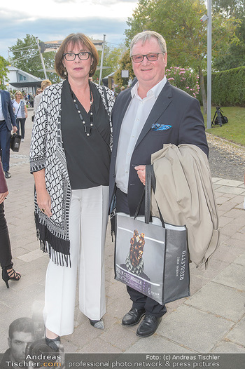 Das Land des Lächelns Premiere - Seefestspiele Mörbisch - Do 11.07.2019 - Karl WESSELY mit Ehefrau30