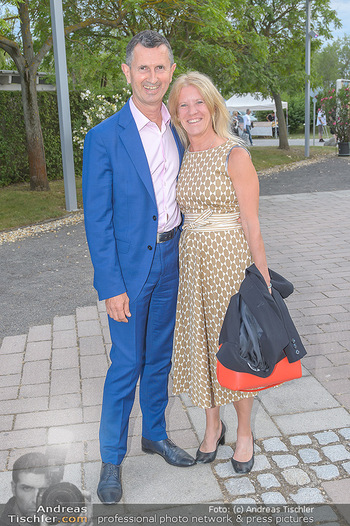 Das Land des Lächelns Premiere - Seefestspiele Mörbisch - Do 11.07.2019 - Thomas STARLINGER mit Ehefrau Ursula40