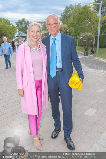 Das Land des Lächelns Premiere - Seefestspiele Mörbisch - Do 11.07.2019 - Martina und Werner FASSLABEND43